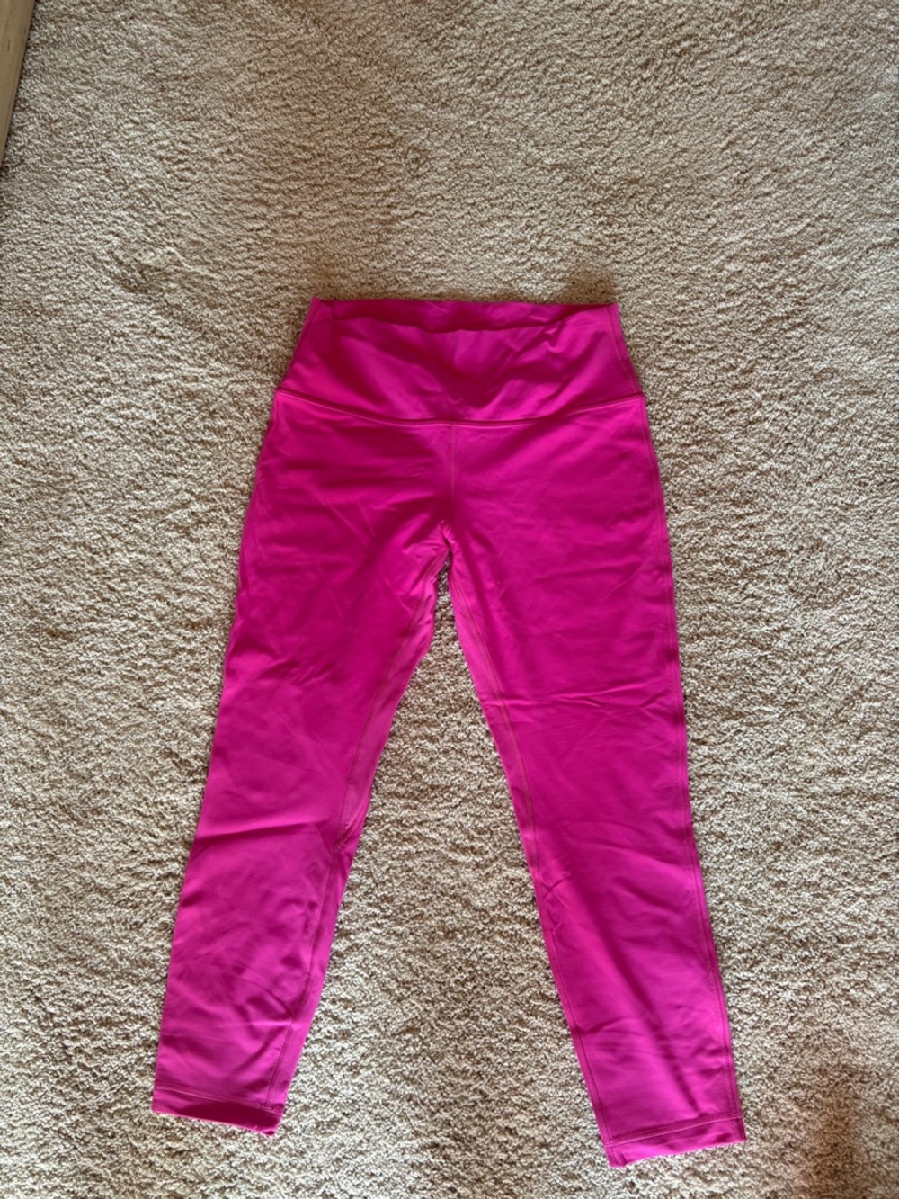 Lululemon Leggings in Bright Pink